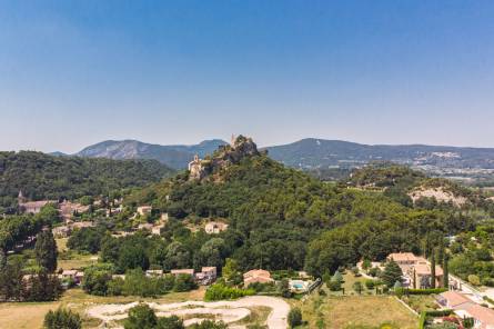 Village d'Entrechaux