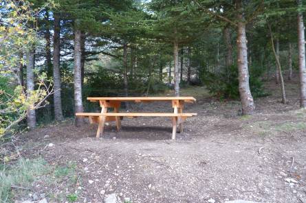 Aire de pique-nique du Col du Cayron