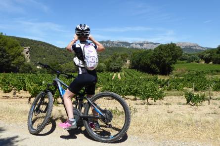 Caromb, Le Barroux, l'eau dans tous ses états: Balade accompagnée à vélo