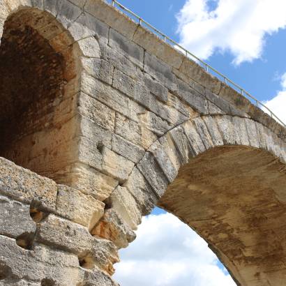 Pont Julien