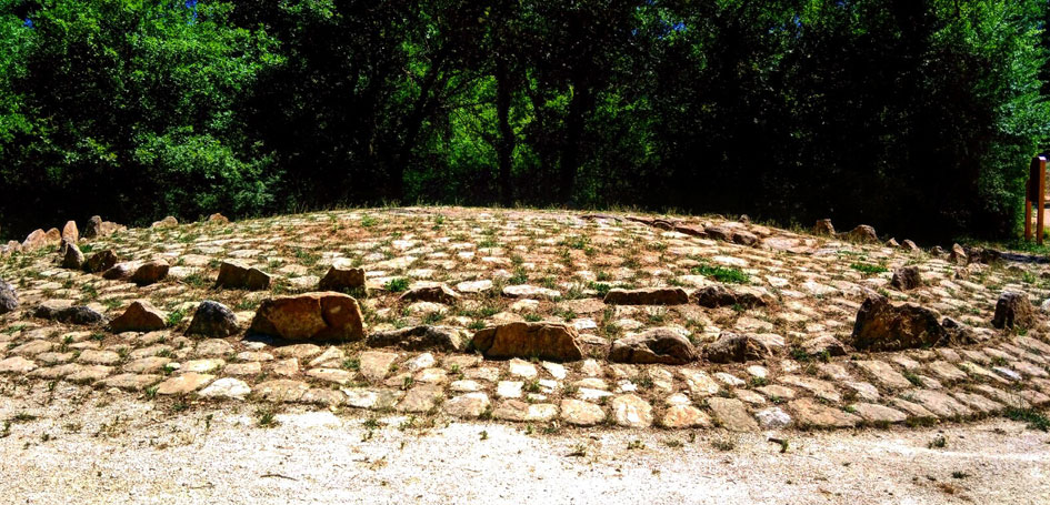 Dolmen de l’Ubac à Goult 